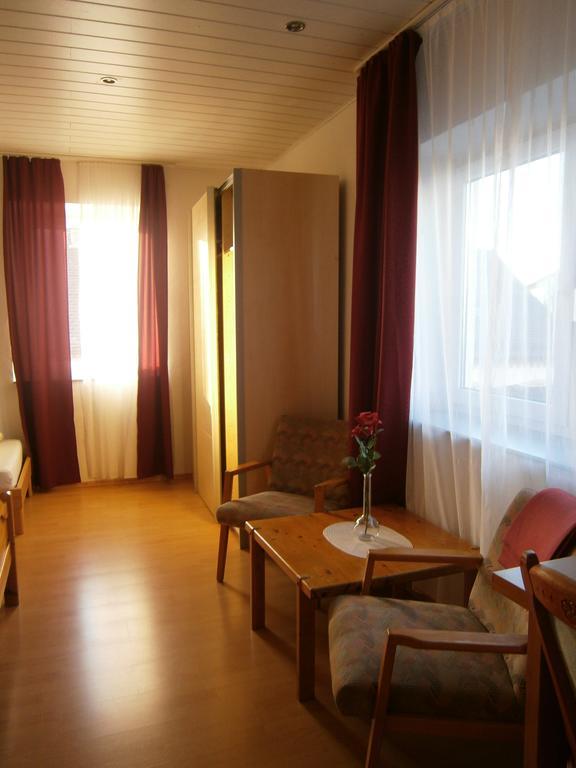 Hotel Strauss Waldbronn Cameră foto