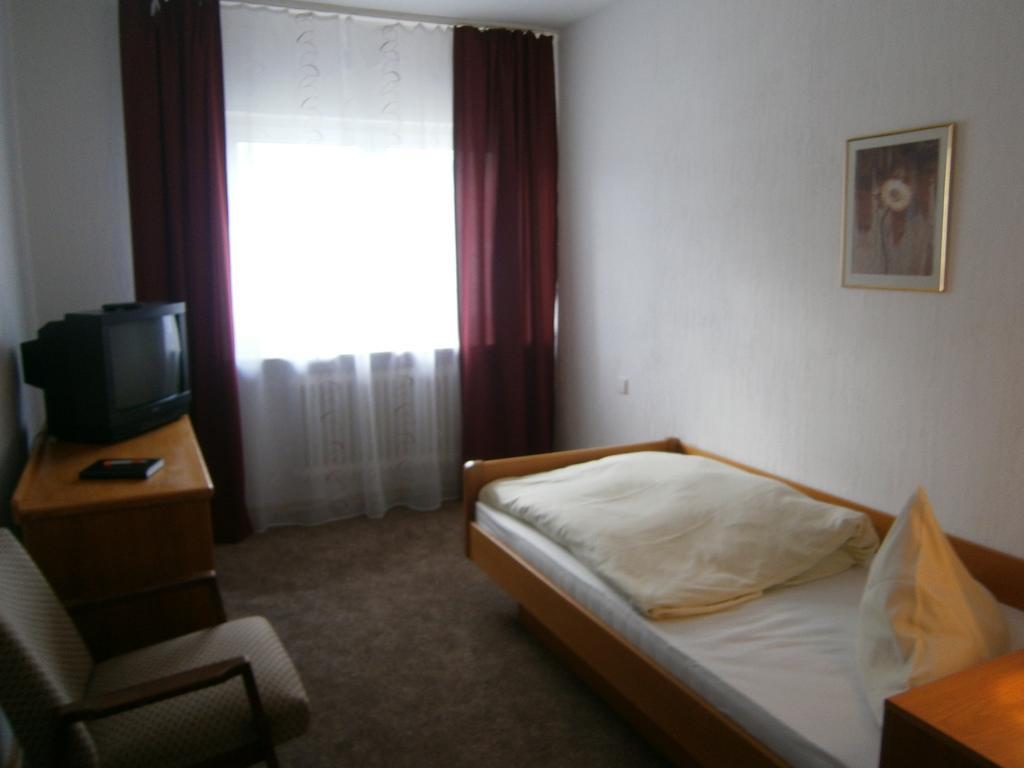 Hotel Strauss Waldbronn Cameră foto